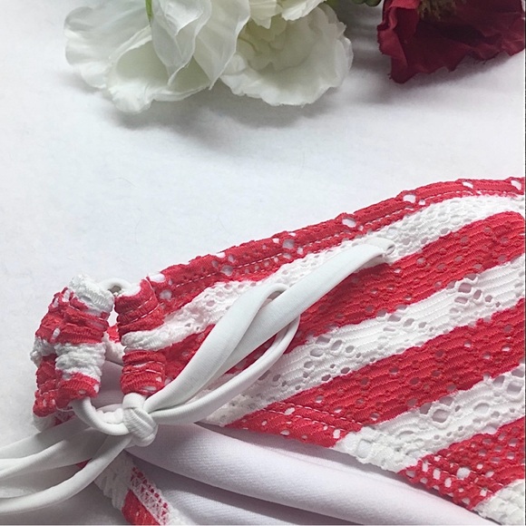 Red/White Stripe Crochet Bottoms - Picture 2 of 4